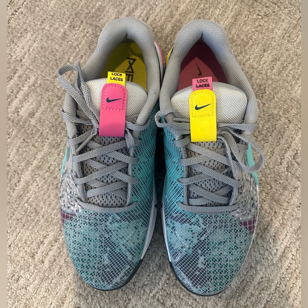 Nike Women's Metcon 8 Training Shoes - Picture 7 of 9